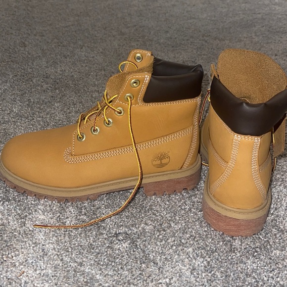 Timberland Classic Boot - Picture 4 of 4